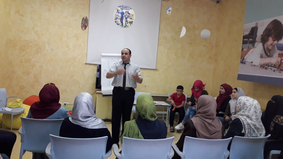 35053815_10156365929535070_8373172690697060352_n