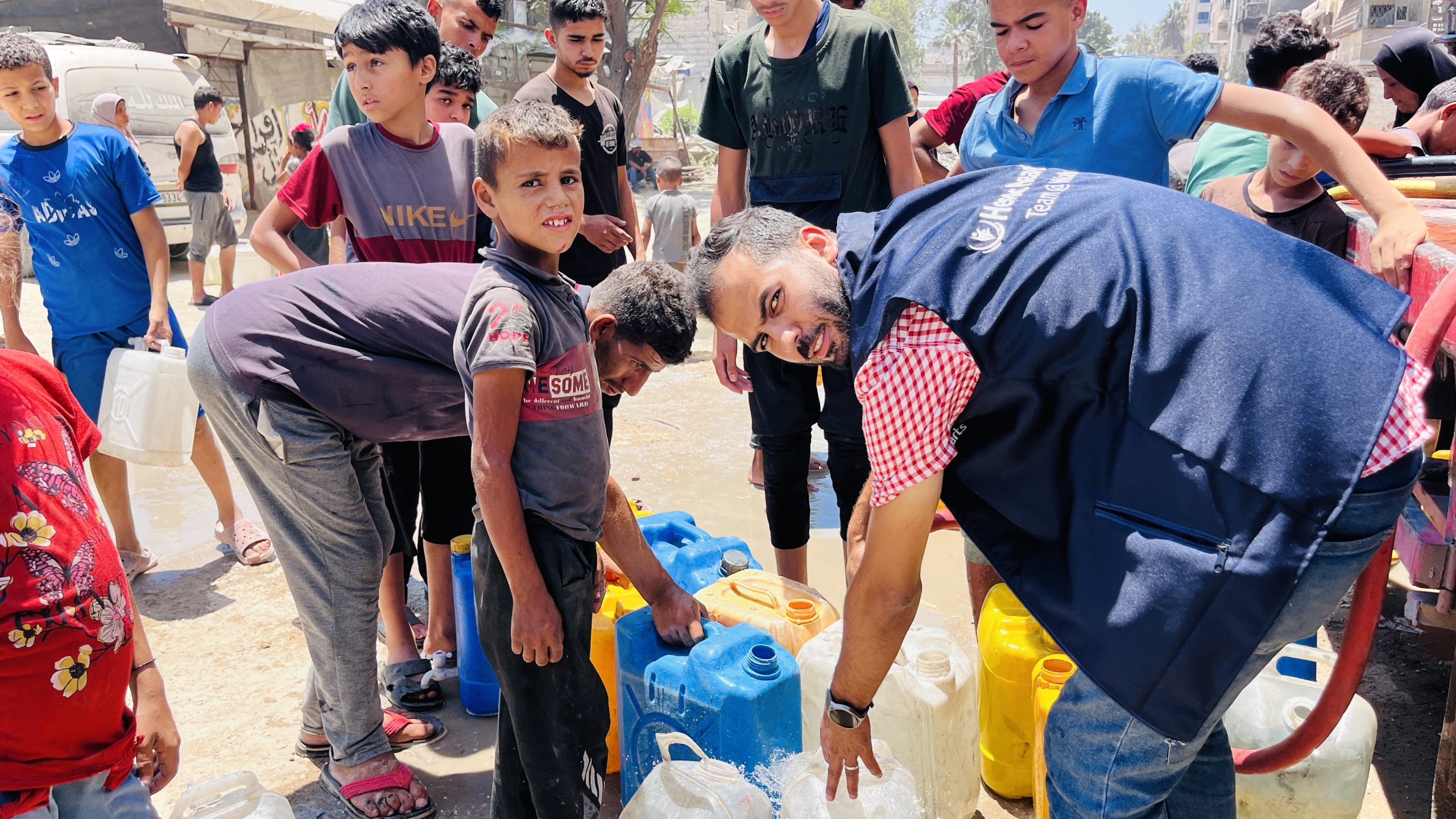 ‎‏‏July-15-Gaza-Water Distribution(1)
